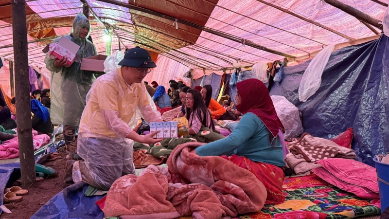 Vingroup thông qua Quỹ Thiện Tâm hỗ trợ thêm 500 tỷ cứu trợ miền Trung, nâng tổng đóng góp lên 1.000 tỷ đồng 